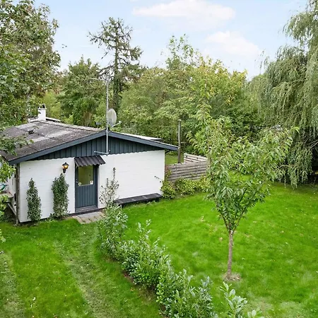 Birkevnget 9, 4850 Stubbekbing * Stubbekøbing