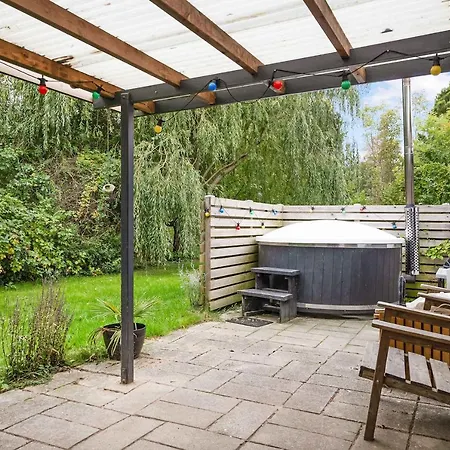 Birkevnget 9, 4850 Stubbekbing Hotel